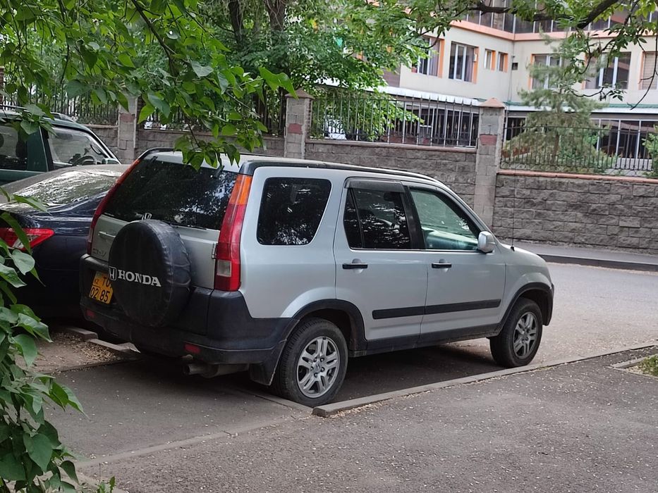 Продам машина Хонда CR-V