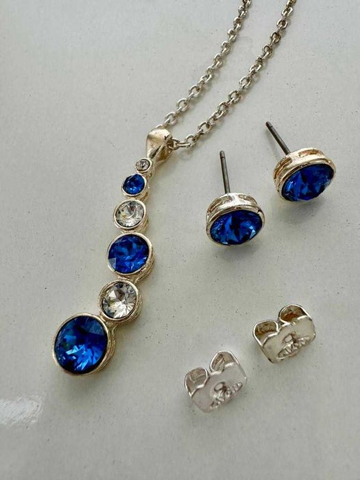 Сет бижута от AVON