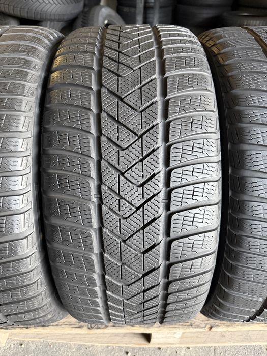 4 anvelope iarna 255/40/18 + 225/45/18 , Pirelli , RunFlat , DOT 2024 , 6 mm !