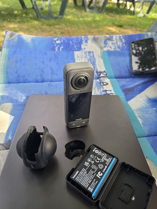 Insta 360 ,x4 ,8k