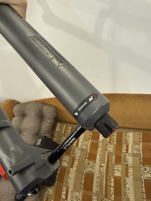 Rockshox zeb ultimate 170mm
