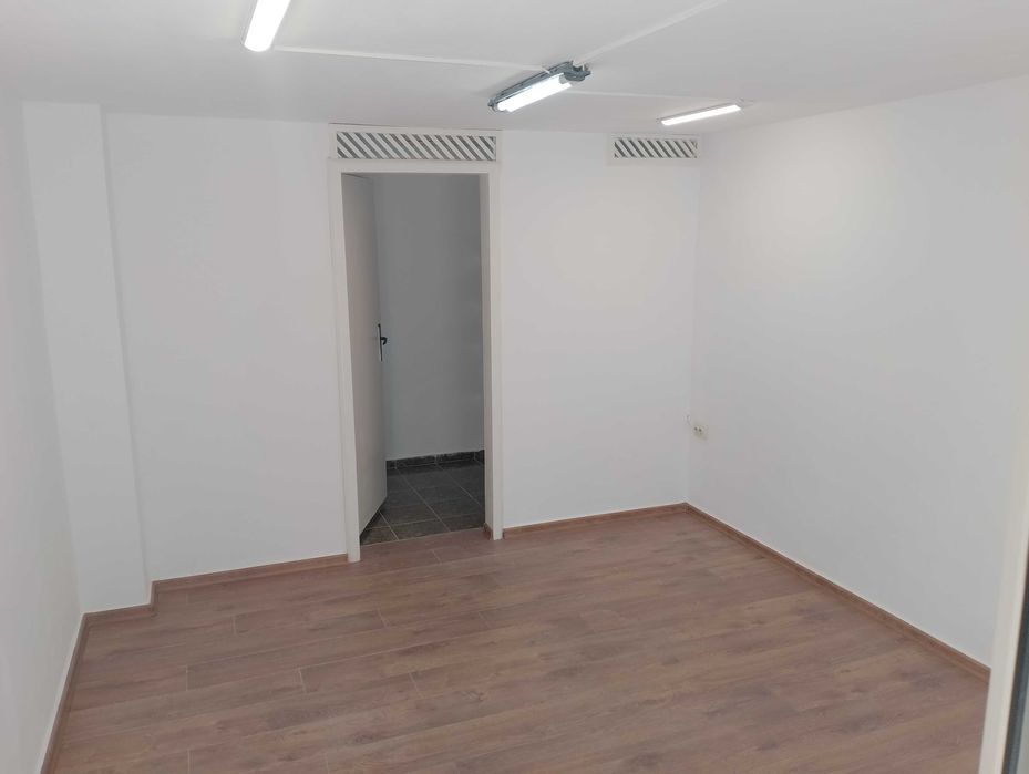 Помещение със статут на магазин