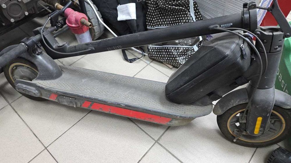 Электосамокат Ninebot G30P ( Астана.Женис 24 лот 104/1611