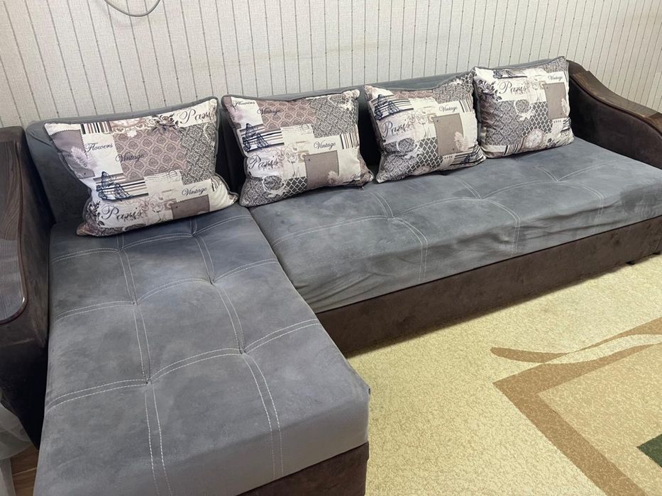 Продам угловой диван