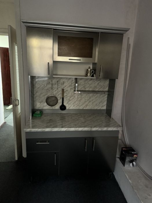 Аренда Миллий Аэропорт 2 хона хамма нарсаси бор