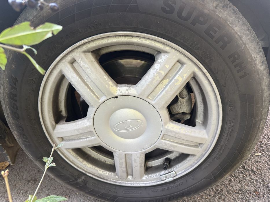 Продам тору на лада приора и 14