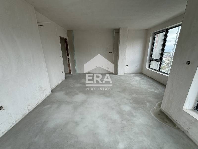 Продава се Тристаен апартамент в Варна, Възраждане 1 - 88 кв.м за 1043 €/кв.м - Снимка #5