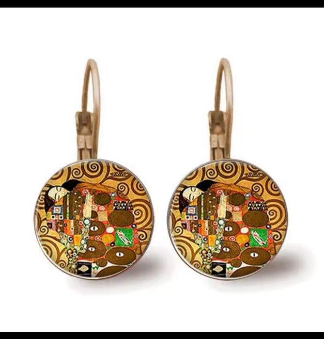 Дизайнерски обици