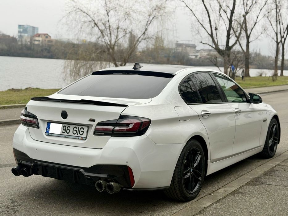 Bmw 5.20d FaceLift M Packet alb Perlat  stare foarte buna