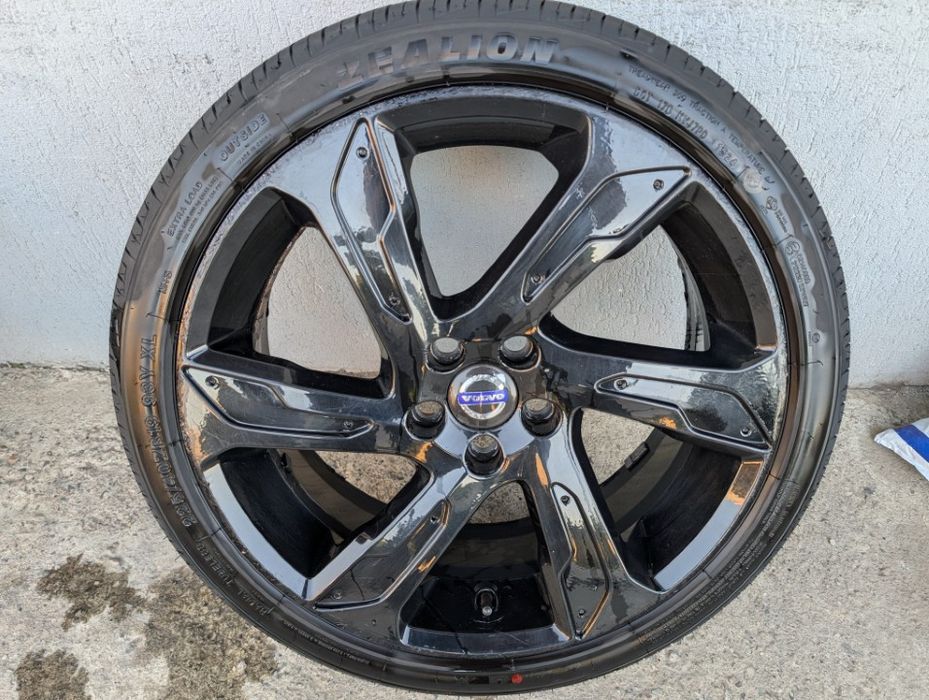 Janta ALECTO 19 Volvo V40 XC40 XC60 XC70 S60 V60 S90 V90 - 31316851 / 31339586