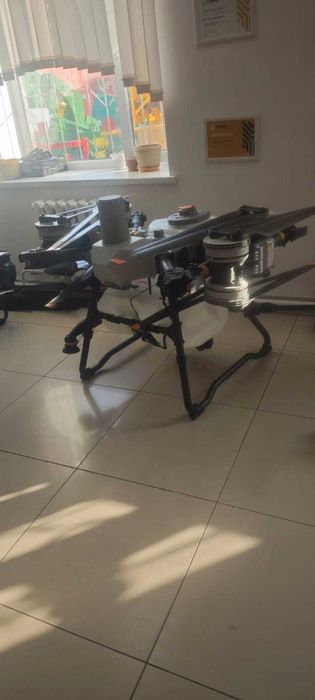 Агродрон DJI Agras T100