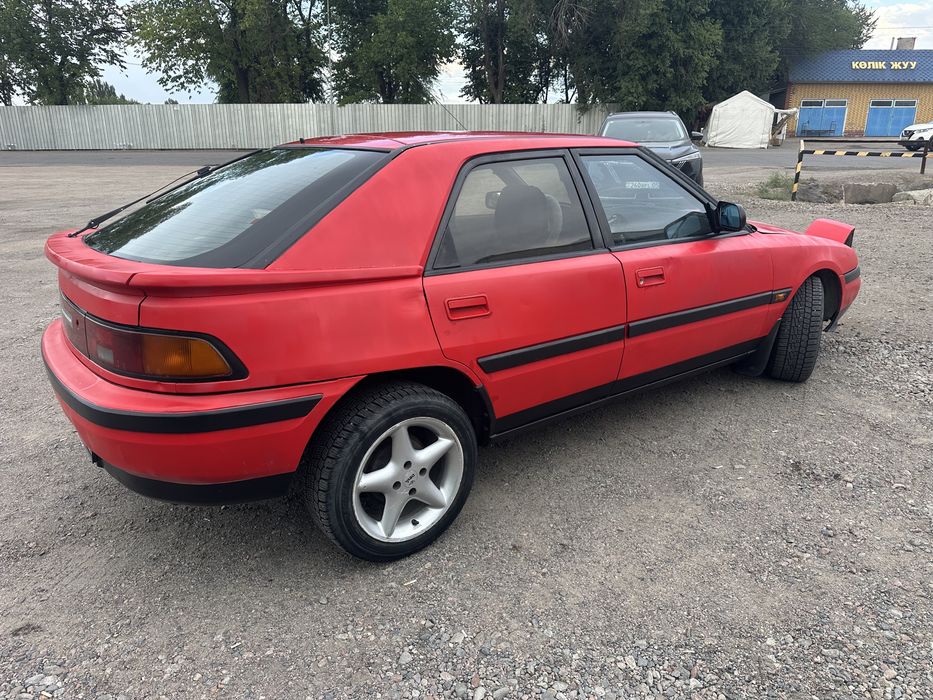 Продам Мазда 323 F
