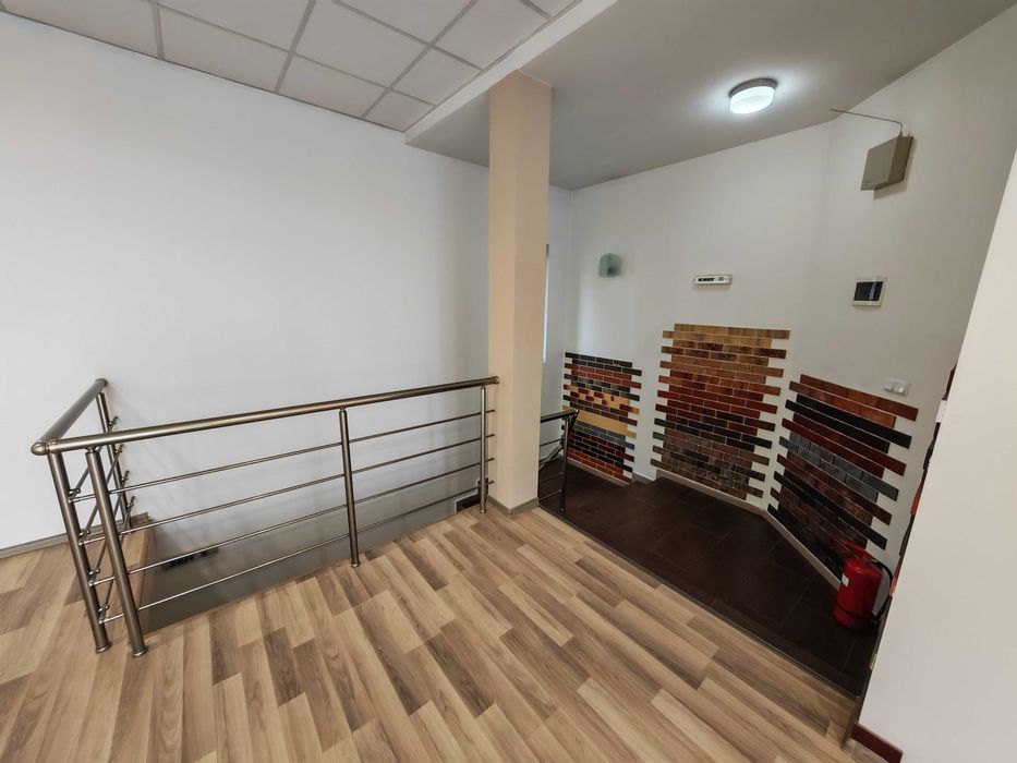 Дава се под наем Офис в Перник, Изток - 120 кв.м за 498.27 € - Снимка #10