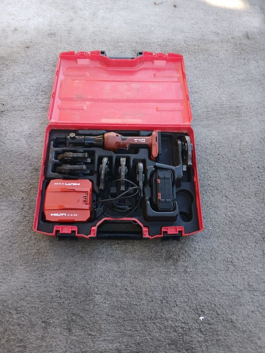 Акумулаторна преса Hilti NPR 19-22