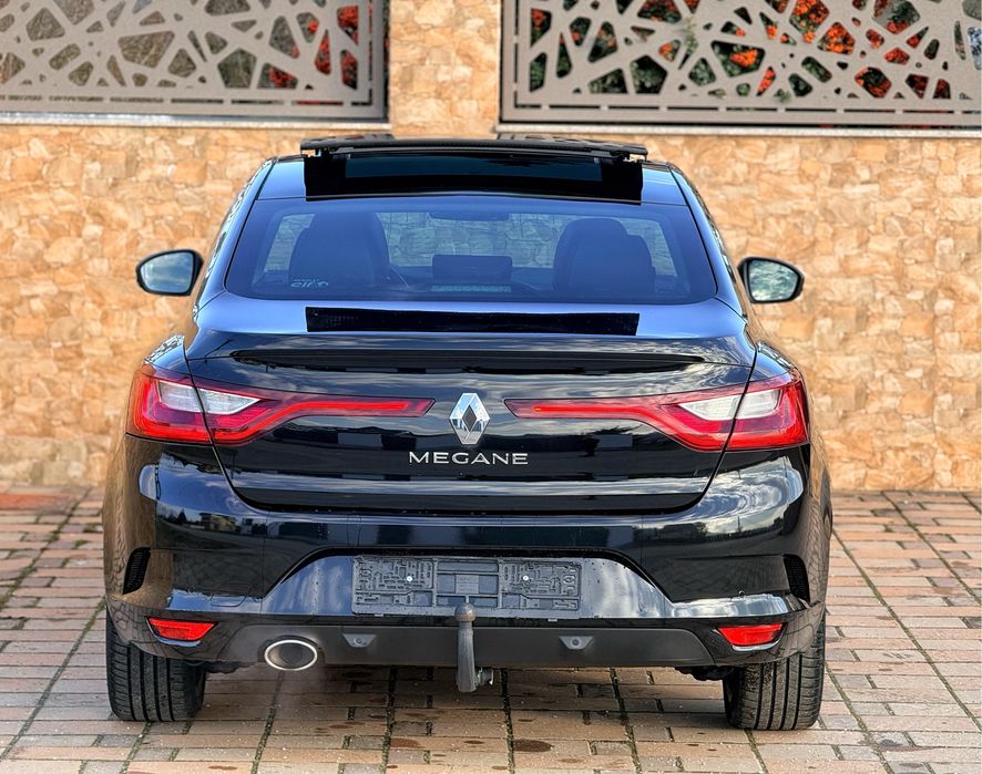 Renault megane 4 ,1.5 dci, trapa, pure led