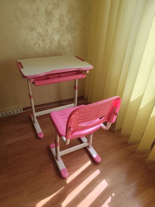 Set birou plus scaun pentru fetițe