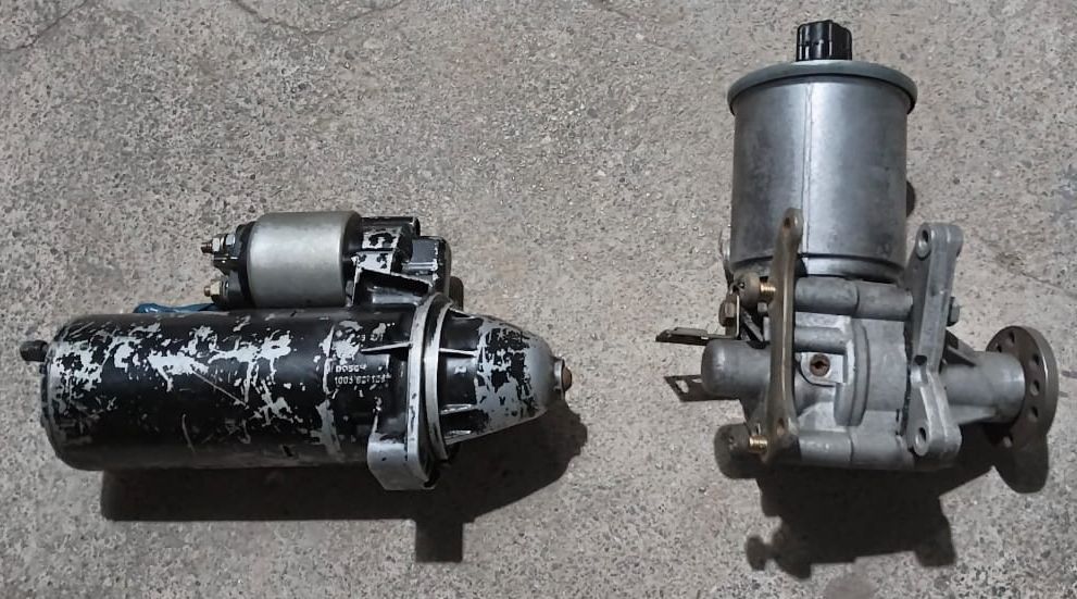 Запчасти на Мерседес 124 W 103 двигатель