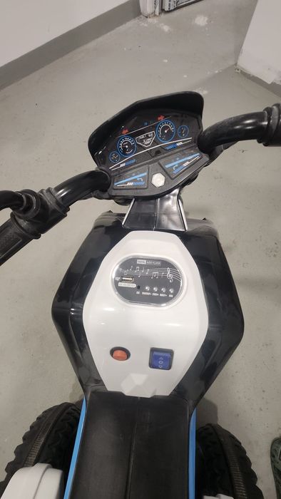 Детски акумулаторен мотор