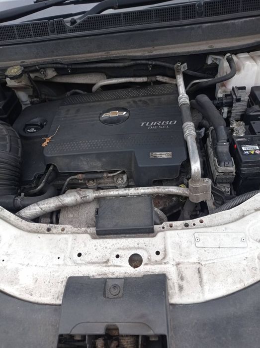 Chevrolet Captiva 2.2 184 kc 2012г