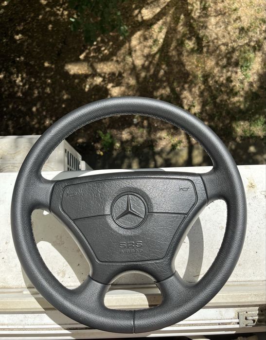 Волан Mercedes Sportline W124