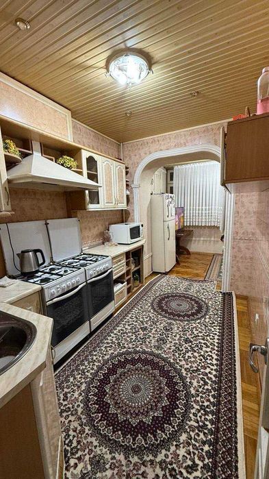 3-комнатная квартира под нежилое у метро Ойбек, 79 м²