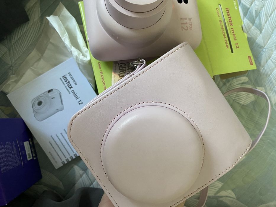 Instax mini 12 хороший