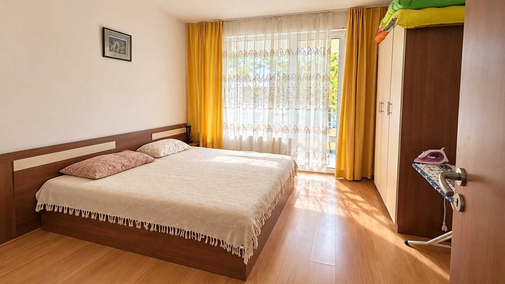 Продава се Двустаен апартамент в к.к. Слънчев бряг - 70 кв.м за 1343 €/кв.м - Снимка #3