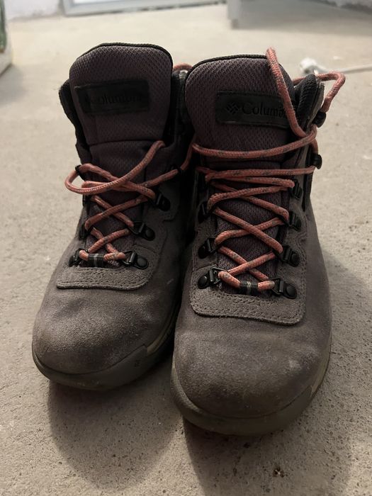 Hiking shoes/ Papuci drumetie Columbia