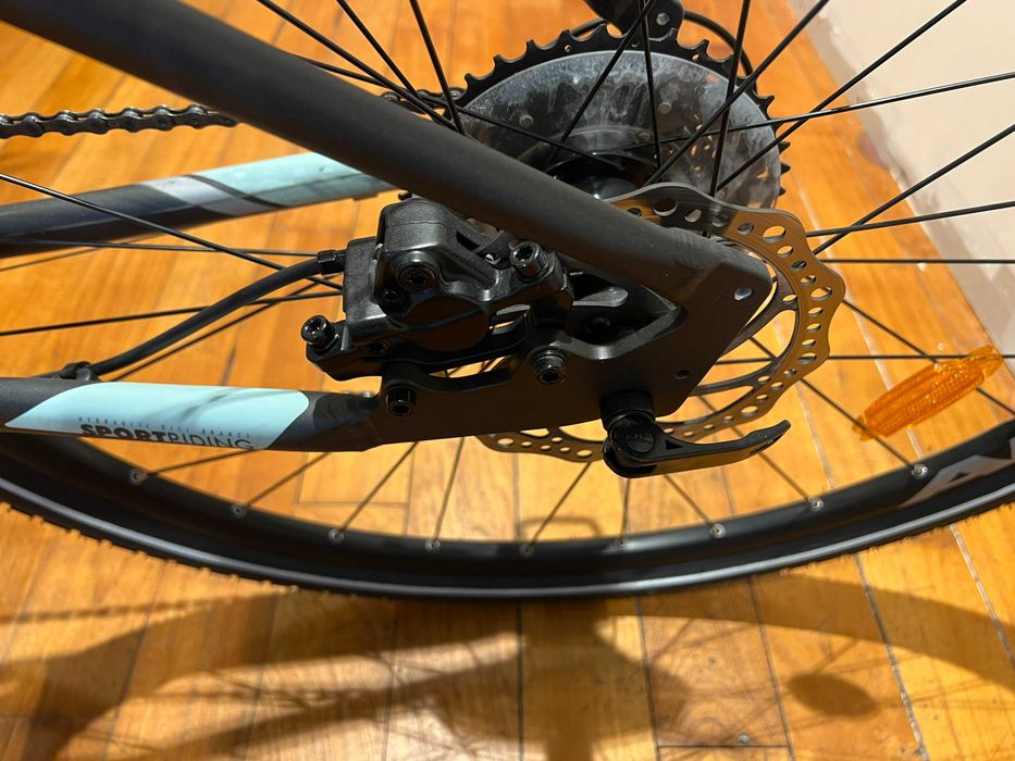 Bicicleta polivalenta Riverside 900