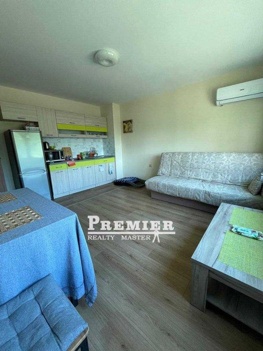 Двустаен апартамент в Стария град на Поморие - 97 900 EUR