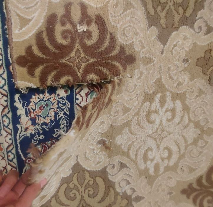 Ковёр продаётся недорого