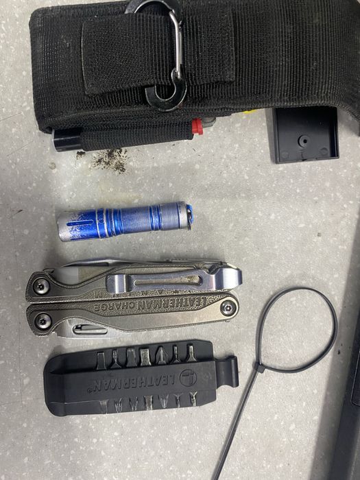 Продам leatherman titan
