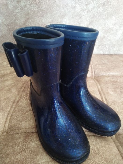 Сапожки резиновые для девочки рр 28