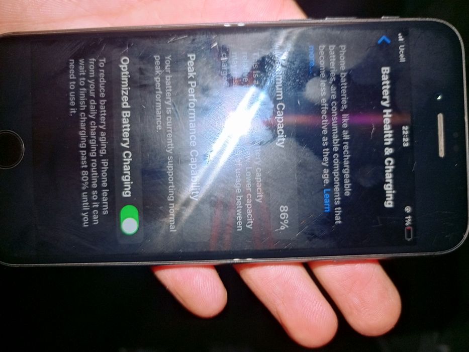 Iphone 8 sotiladi