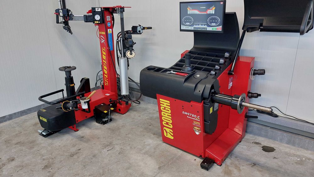 CORGHI - EM 9780 Plus AutomaticLine - Диагностична баланс машина