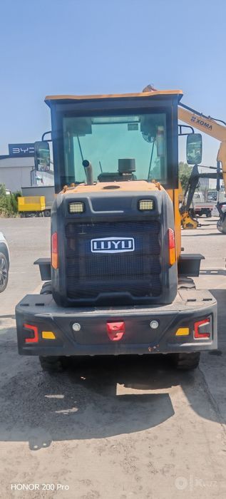 Мини Погрузчик luyu mini pogruzchik