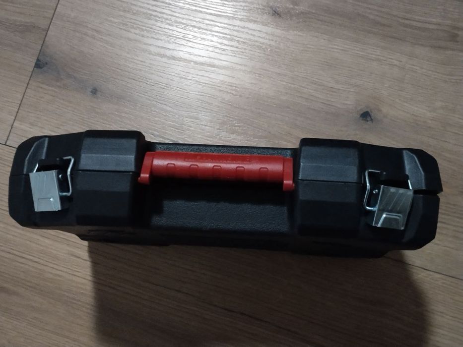 Пистолет за лепило, нов