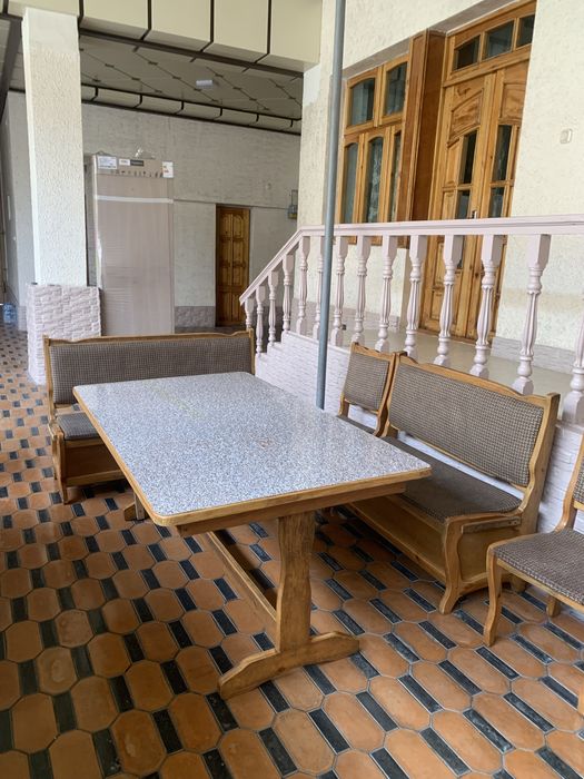 Кухонный уголок сотилади