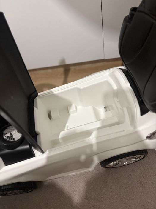 Детска кола за бутане