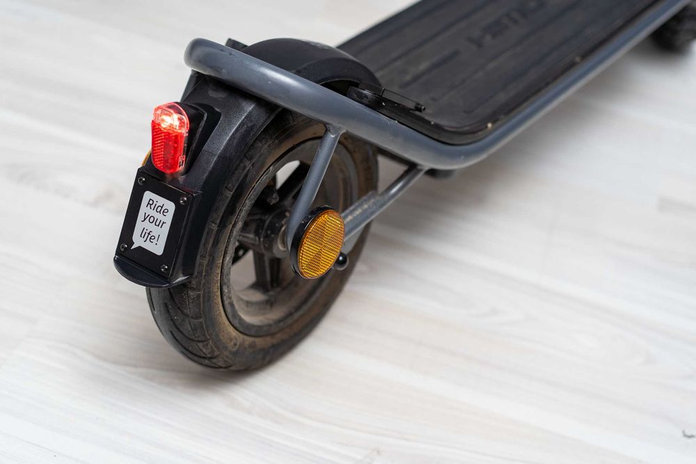 De vanzare - trotineta HIMO L2