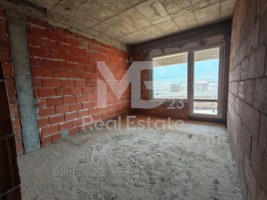 Продава се Къща в Асеновград - 316 кв.м за 417 €/кв.м - Снимка #12