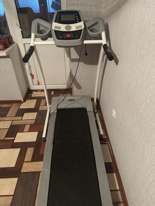 Беговая дорожка.