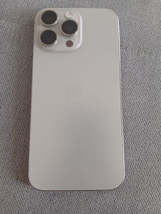 Обменяю Iphone 15 pro max на iphone air