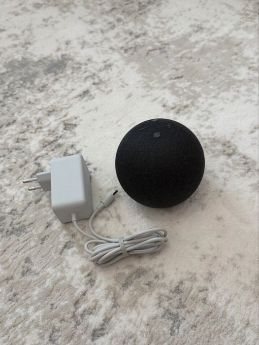 Amazon Alexa echo dot 5
