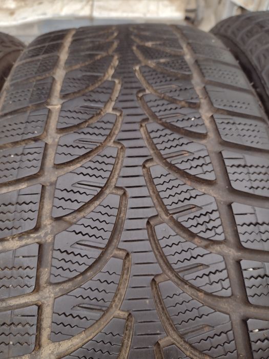 Bridgestone 4бр.235/60/18 дот2616