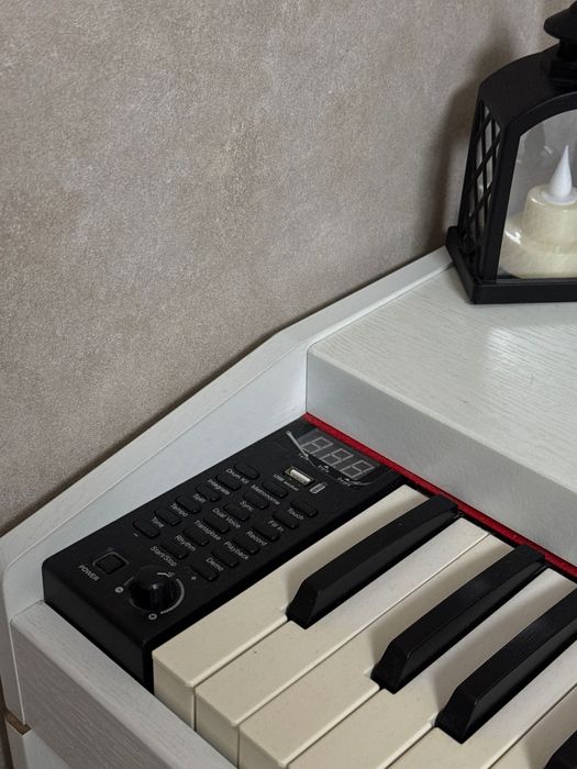 Продам фортепиано Lexington