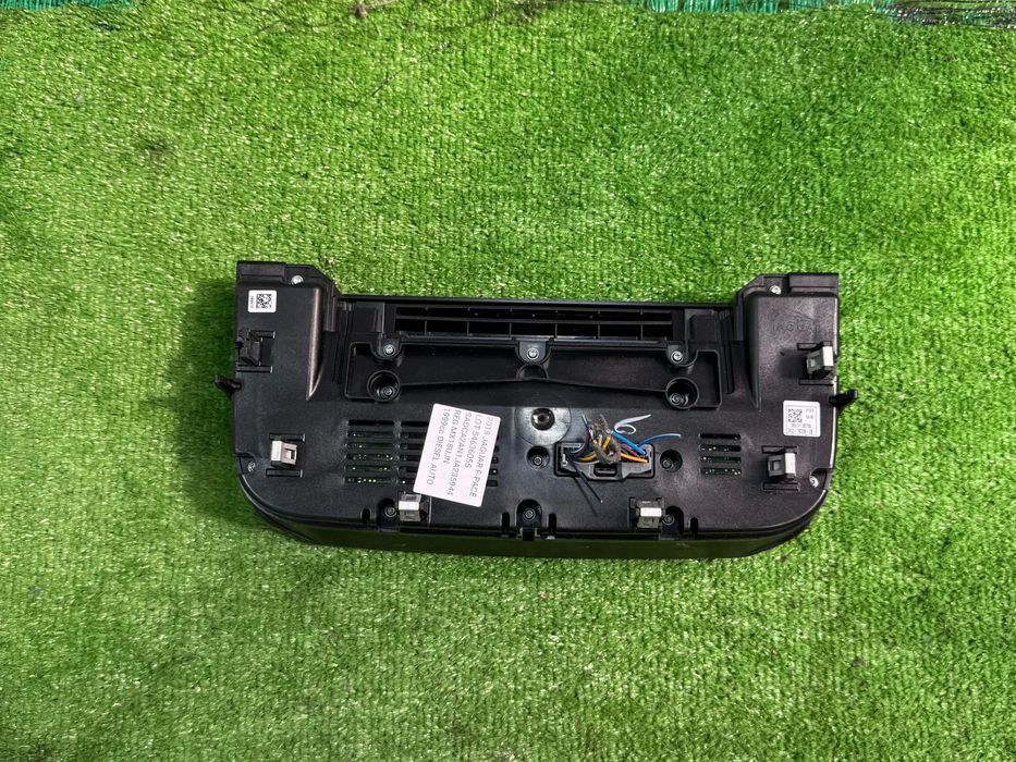 PANOU COMANDA AC / CLIMA / BUTON START - STOP / AVARIE JAGUAR F-PACE X761 2018 2.0 DIESEL / 5 USI COD OEM JX63-18C858-GB 18013110979X 2016-2020