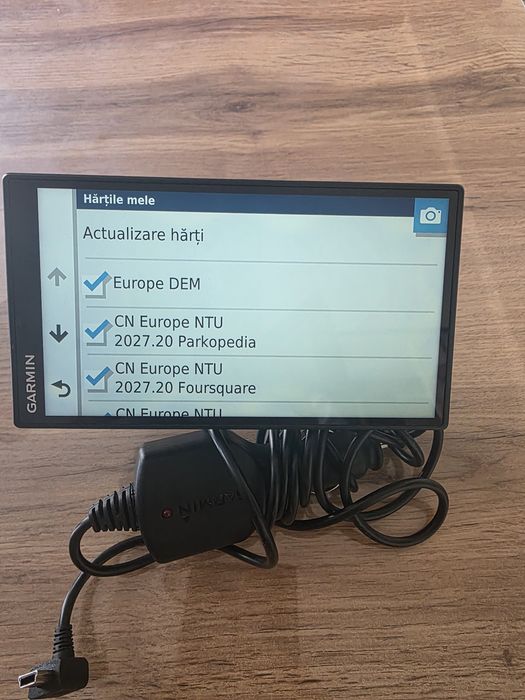 Gps Garmin Driversmart 55 și gps Serioux igo Primo"