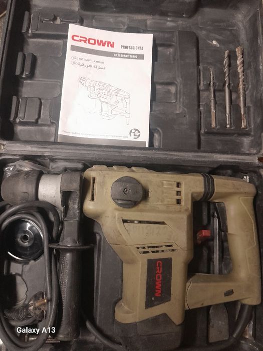 Продам перфоратор Crown.1500ватт.
