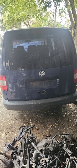 VW  CADDY II 2.0 TDI 140 коня BMM 8V 2008 година На Части